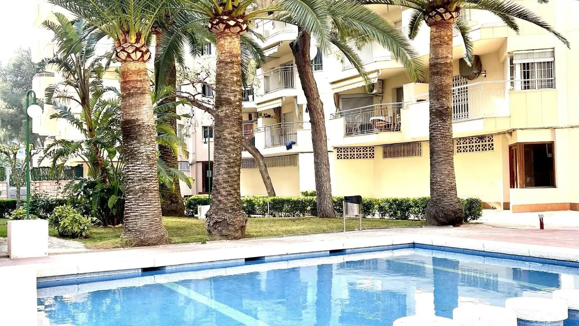 萨洛Apartbeach Sol Y Playa 245 Climatizado Vistas Piscina公寓 公寓